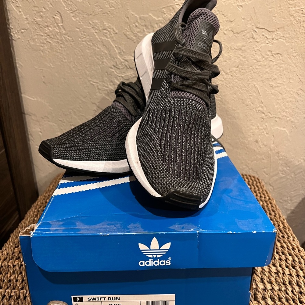 NIB - Adidas Swift Run CG4116. Tried on once & didn’t like the way they looked.